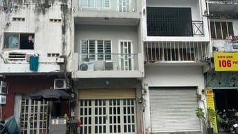Cho thuê nhà mặt tiền Trần Phú, P.4, Quận 5, 3,8x12m, 2,5 lầu, 4 WC