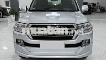 Bán Toyota Land Cruiser 4.6 V8, sản xuất 2015.