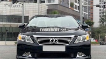Toyota Camry 2013 2.0E -