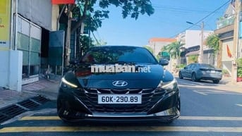 Hyundai Elantra 2022 2.0 AT Cao cấp - 55 km