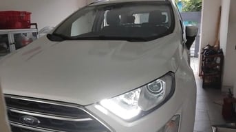 BÁN XE FORD ECOSPORT TITANIUM 2021  – TRẮNG, ODO 11.800KM