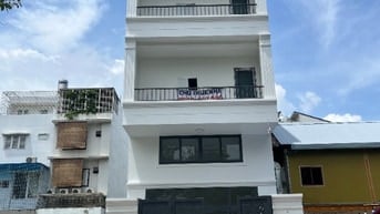 Cho thuê nhà mặt đường Trương Văn Bang , Quận 2 cũ 