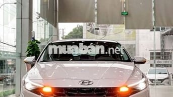 Hyundai Elantra 1.6AT Đặc Biệt – 140tr Nhận xe