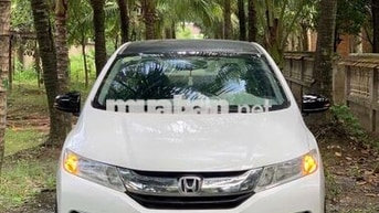 Honda City sản xuất 2016 1.5 AT - máy rin