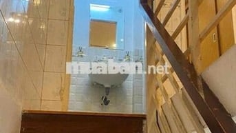 CHO THUÊ NHÀ NGUYÊN CĂN QUẬN 1 - CHÍNH CHỦ