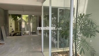 Cho thuê Nhà đẹp 3.5 Tầng Mặt Tiền Xuân Thuỷ , Hải Châu