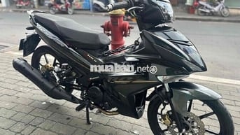 Exciter 155 Yamaha màu đen, xe số