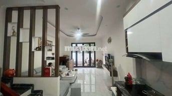 CHO THUÊ NHÀ ĐẸP PHÚC LỢI, LONG BIÊN (gần Vinhomes) - ÔTÔ ĐỖ CỔNG