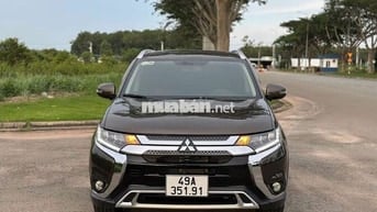 Mitsubishi Outlander 2020 2.0 CVT Premium  9000 km