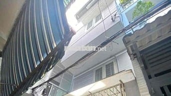 Nhà nguyên căn. 2PN.2WC. Trần Hưng Đạo. Q.1