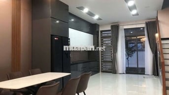 BIỆT THỰ 3 TẦNG, 187M2, 4PN, THUỘC KĐT GOLDENHILLS ĐÀ NẴNG