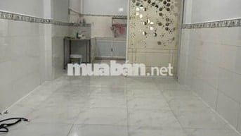 Nhà mới sửa,sạch sẽ, 3.5m x 10m,1 lầu, 1PN (có máy lạnh),hẻm Bình Tiên