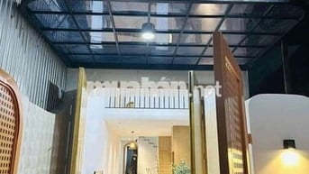 🏘🏘 Cho thuê nhà 2 tầng sau lưng mặt tiền Điện Biên Phủ