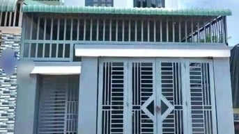 NHÀ 1 lầu 3 phòng ngủ bán gấp giá 890 triệu, ở Hóc Môn, SHR 109m2.