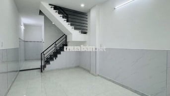 Cho thuê nhà nguyên căn gần Ngã tư Bình Phước