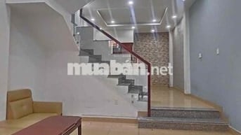 Nhà 52m2 1trệt 2lầu 4pn 3wc gần ĐH Luật 12triệu
