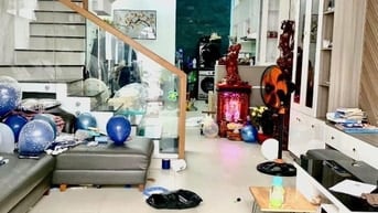 DUY NHẤT 1 CĂN Q10 GIÁ 5TỶ2 ĐỂ LẠI CĂN 3 THÁNG 2 GẦN BÙNG BINH DÂN CH 