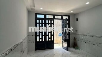 Nhà ở 56 m2, 3 phòng ngủ có WC riêng biệt, đường Lưu Hữu Phước, Q.8