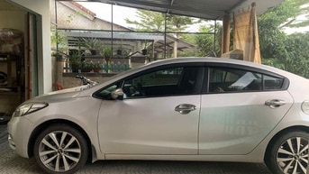 Bán giúp Ông anh Kia K3 2014 số sàn hai đời chủ ,giáo viên sử dụng còn