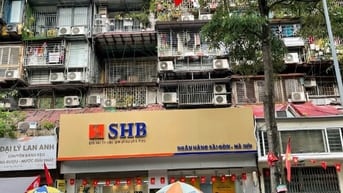 Bán căn hộ tầng 2 gần hồ Giảng Võ 