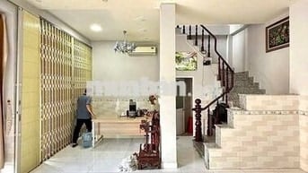 Nhà trệt 2 lầu 3PN KDC 515 chỉ 8 triệu