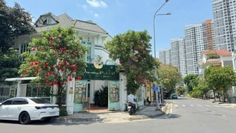 Bán nhà căn góc đường Mai Chí Thọ kdc Cán BCNV Quận 2 cũ gần chợ 156m2
