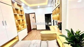 *** TẠI CHIẾN THẮNG - HÀ ĐÔNG , NHÀ ĐẸP 5 TẦNG