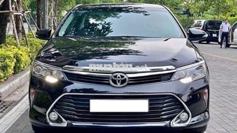 Toyota camry 2.5Q 2018