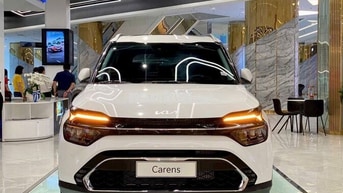 Kia Carens 2025 giảm ngay + Voucher 10tr bảo dưỡng