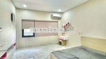 Nhà 4 tầng 3 phòng ngủ Đường Chiến Lược (Nội thất cơ bản)
