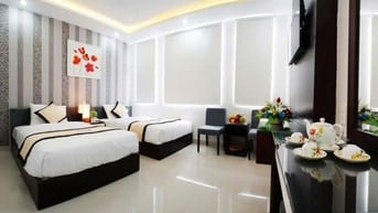 CHÀO BÁN KHÁCH SẠN 5 TẦNG – MẶT TIỀN LÝ THÁI TỔ, TRUNG TÂM THÀNH PHỐ