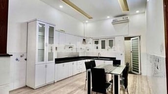 Nhà Rộng Rải DT 6x15 1Trệt 2Lầu 4Pn 5Wc Gara Đậu Ôtô Hẻm Xe Tải
