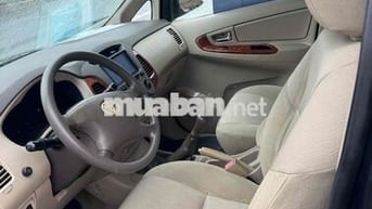 Toyota Innova 2008 V - 123456 km