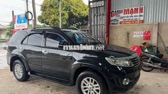 Toyota Fortuner 2012 - 123456 km