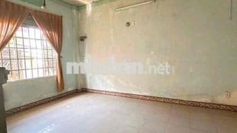 Cho thuê nhà 2 tầng mặt tiền Nguyễn Tất Thành, Thanh Khê