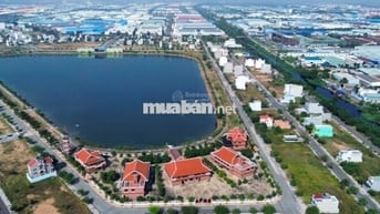 Bán đất sổ đỏ, full thổ cư, 130m2 gần Bình Chánh, sang tên liền
