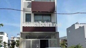 NHÀ VCN PHƯỚC LONG CÓ THIẾT KẾ VĂN PHÒNG GIÁ 20 TRIỆU/THÁNG