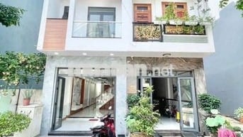 Bán nhà mới hoàn thiện ngay vincom 550 dĩ an
