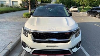 Kia Seltos 2023 GT-Line bản cao nhất 6 túi khí
