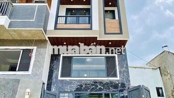 Chủ kẹt tiền cần bán nhà đường Hoà Hưng, Quận 10. Giá 5Tỷ660/ 4,1x10m.