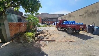 Đất gần chợ Dĩ An, phường Đông Hòa, Tp Dĩ An.