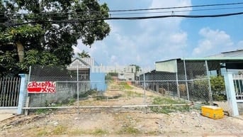 NGỘP BANK BÁN GẤP LÔ ĐẤT 10X25M 250M2 GIÁ 570TR THỊ TRẤN CỦ CHI SHR