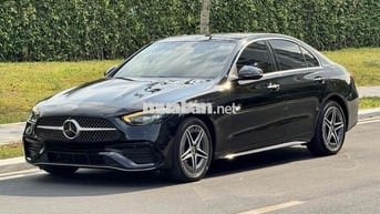 Mercedes Benz C Class 2022 C300 AMG -Bank 90%