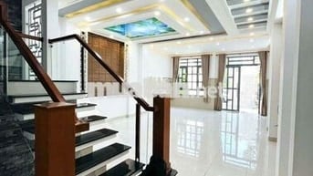 NHÀ CHO THUÊ:
TRỆT 2 LẦU MỚI ĐẸP - FULL MÁY LẠNH - TRỤC CHÍNH NAM LONG