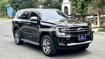 Everest Titanium 2023 - 62.000 km - chất xe đẹp