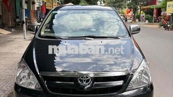 Toyota Innova 2007 G - 180 km