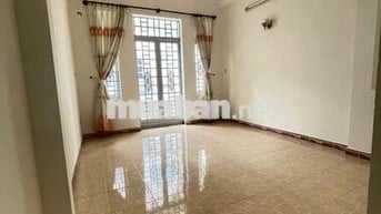 Cho thuê MT Huỳnh Văn Bánh 4x17m 3 lầu 6pn giá 32 triệu