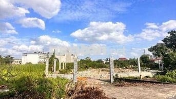 CẶP CHÂN DÀI NGẤT NGÂY MẶT TIỀN KÊNH ĐƯỜNG THÔNG 10M- DIỆN TÍCH KHỦNG