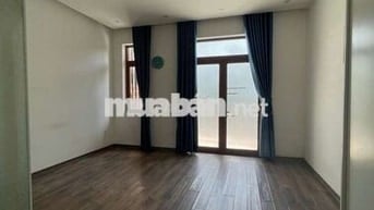Cho thuê nhà mặt tiền Đoàn Khuê