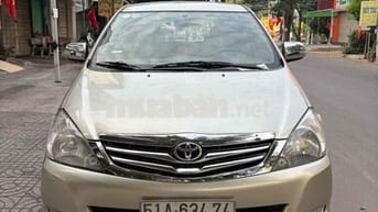 Toyota Innova 2008 V - 180 km
